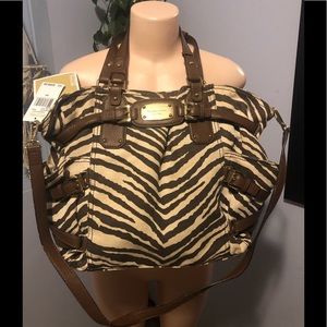 Michael Kors Gansevoort Large canvas tote tiger print animal like new Bag Purse
